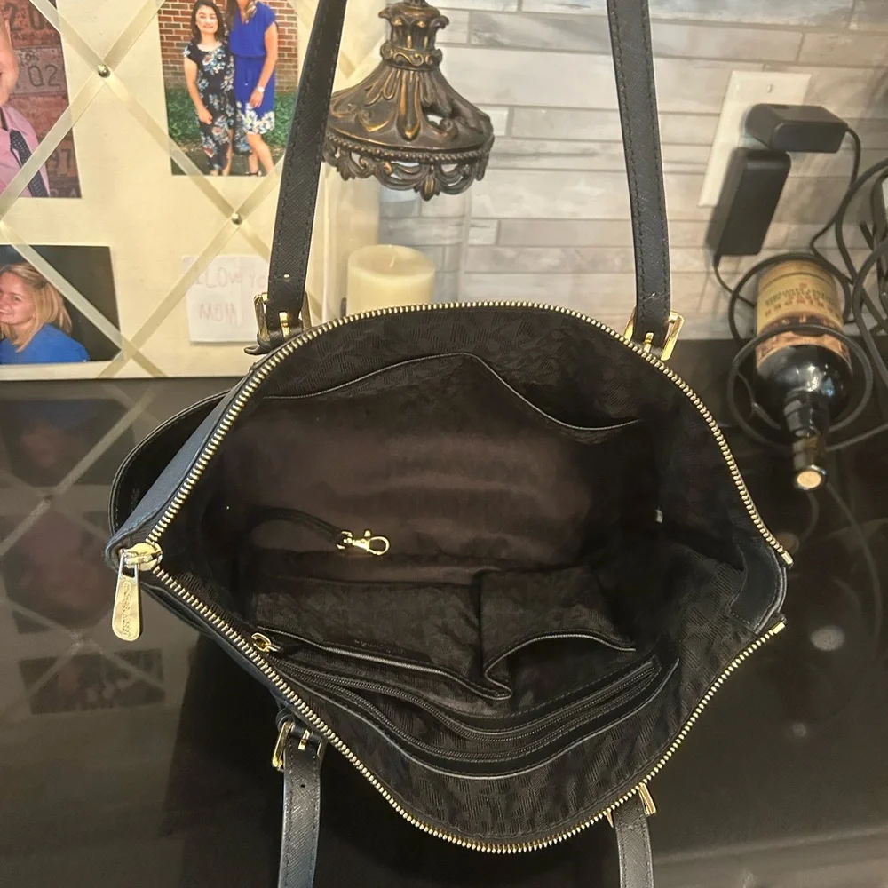 SOLD - Michael Kors Charlotte Bag - Picture 7 of 11